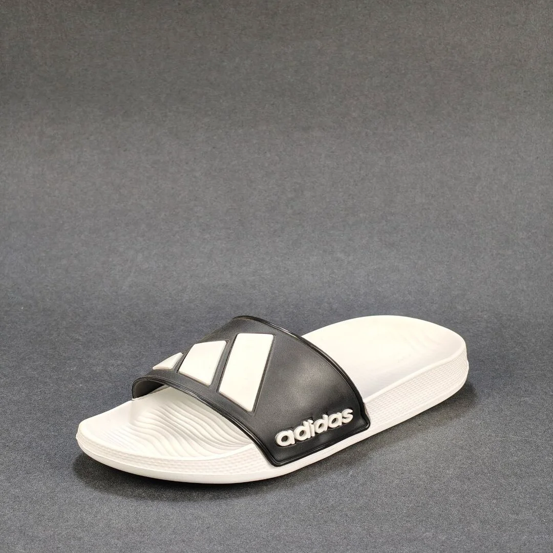 slipper Adidas