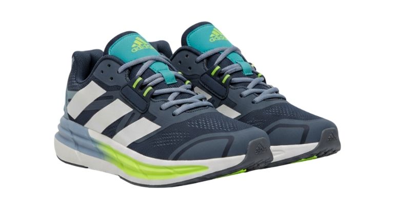 حذاء رياضي رجالي اديداس